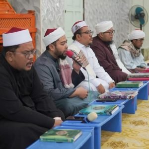 photo_6253733620526812263_y