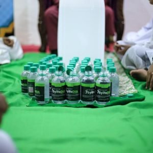 photo_6253733620526812310_y